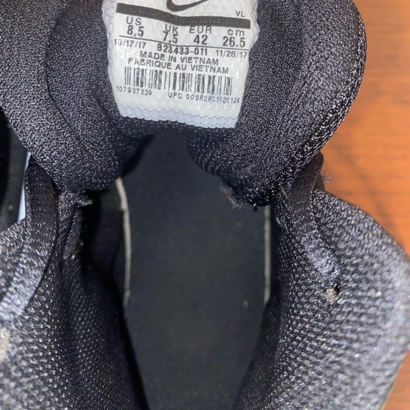 Nike Huarache Cleats - Picture 4 of 10